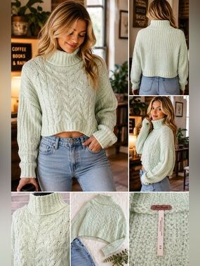 Free People Merry Go Round Cable Knit Crop Sweater Mint Green Turtleneck Medium
